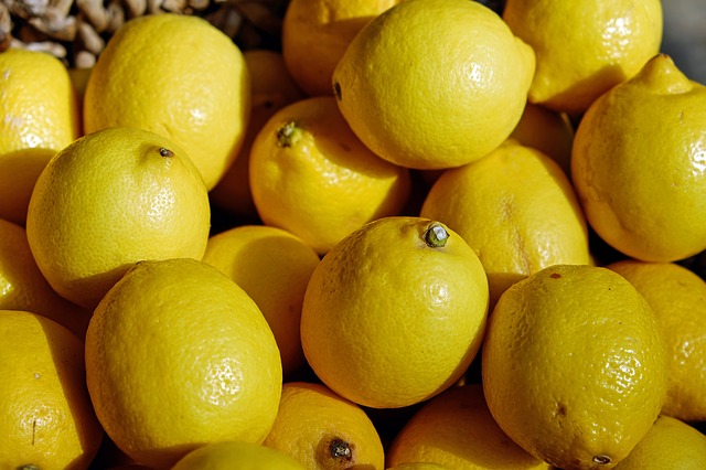 5 Items In The Kitchen That Can Do Wonders On Your Skin 4 Lemon
