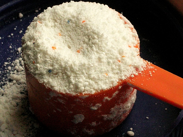 Frugal Living: 6 Tips To Live Frugally 3 Make your own cleaning stuff
