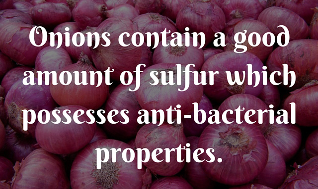 Onions-contain-a-good-amount-of-sulfur-which-possesses-anti-bacterial-properties