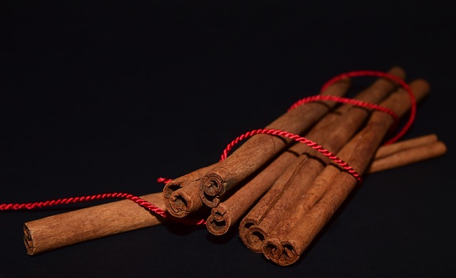 ​What are the types, benefits and uses of Cinnamon? Let's talk beyond weight loss