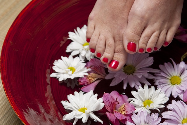 Finding Pedicure expensive? Here's how to do (a salon style) Pedicure at home!