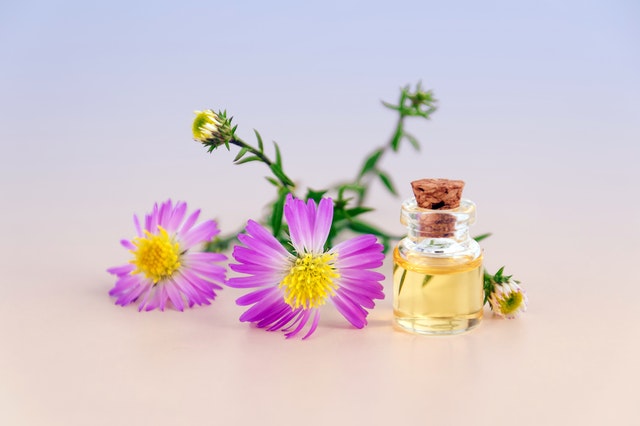 Natural perfume