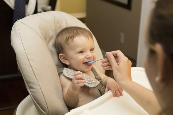 Homemade baby food recipes to help you feed your baby healthy stuff