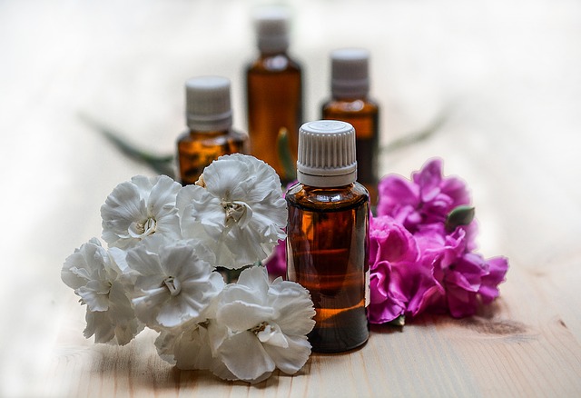 How To Clean Indoor Air Naturally? 7 Essential oils