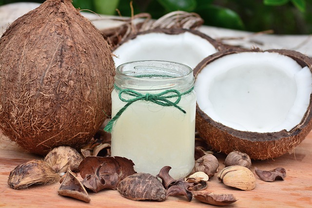 Treating earache with home remedies 8 Coconut Oil