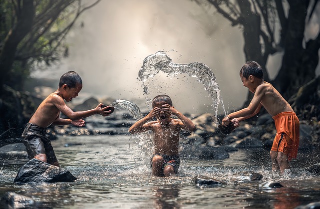 10 Tips to keep your kids healthy in summer 6 Multiple baths