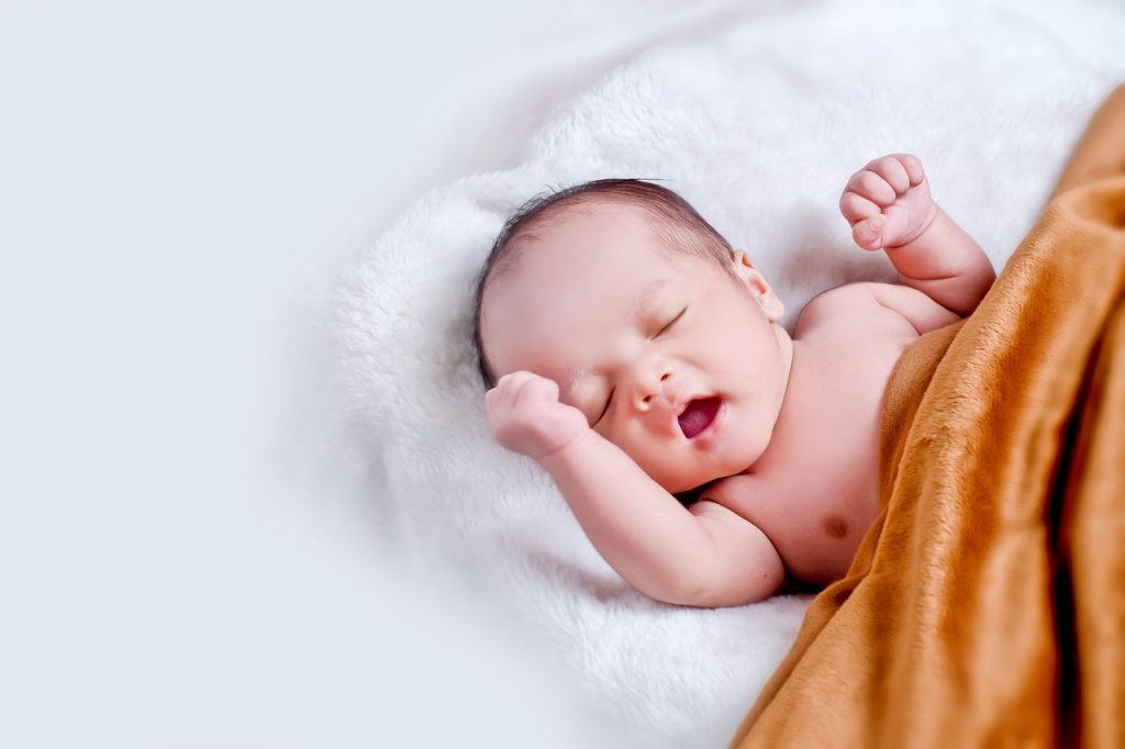 Newborn hiccups: How to stop and avoid hiccups in babies?