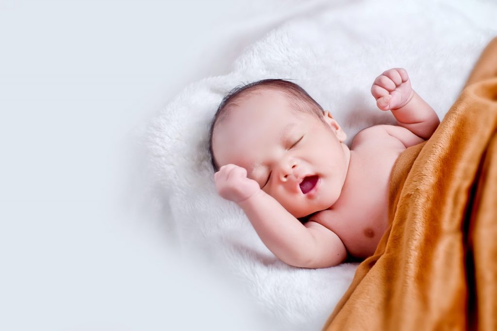 How to stop and prevent hiccups in newborns? 1 Newborn hiccups: How to stop and avoid hiccups in babies?