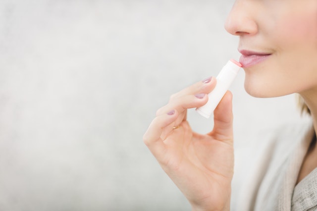 How to painlessly take care of your skin if you put on makeup often 3 Give some extra care to lips and the eye area
