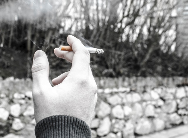 Natural ways to increase breast milk (tips for poorly lactating moms) 9 Avoid nicotine and alcohol