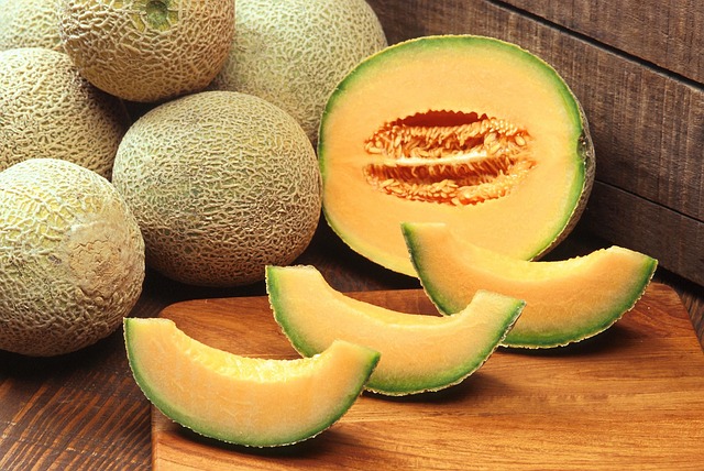 Foods to eat when you're dehydrated 6 Cantaloupe