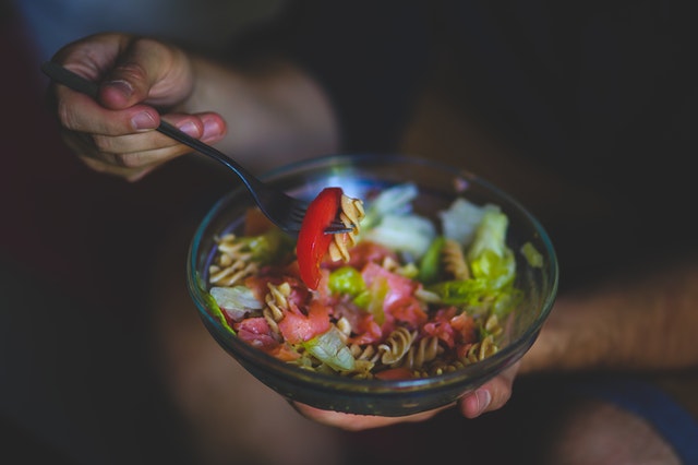 How to improve body immunity naturally? 2 Eat well